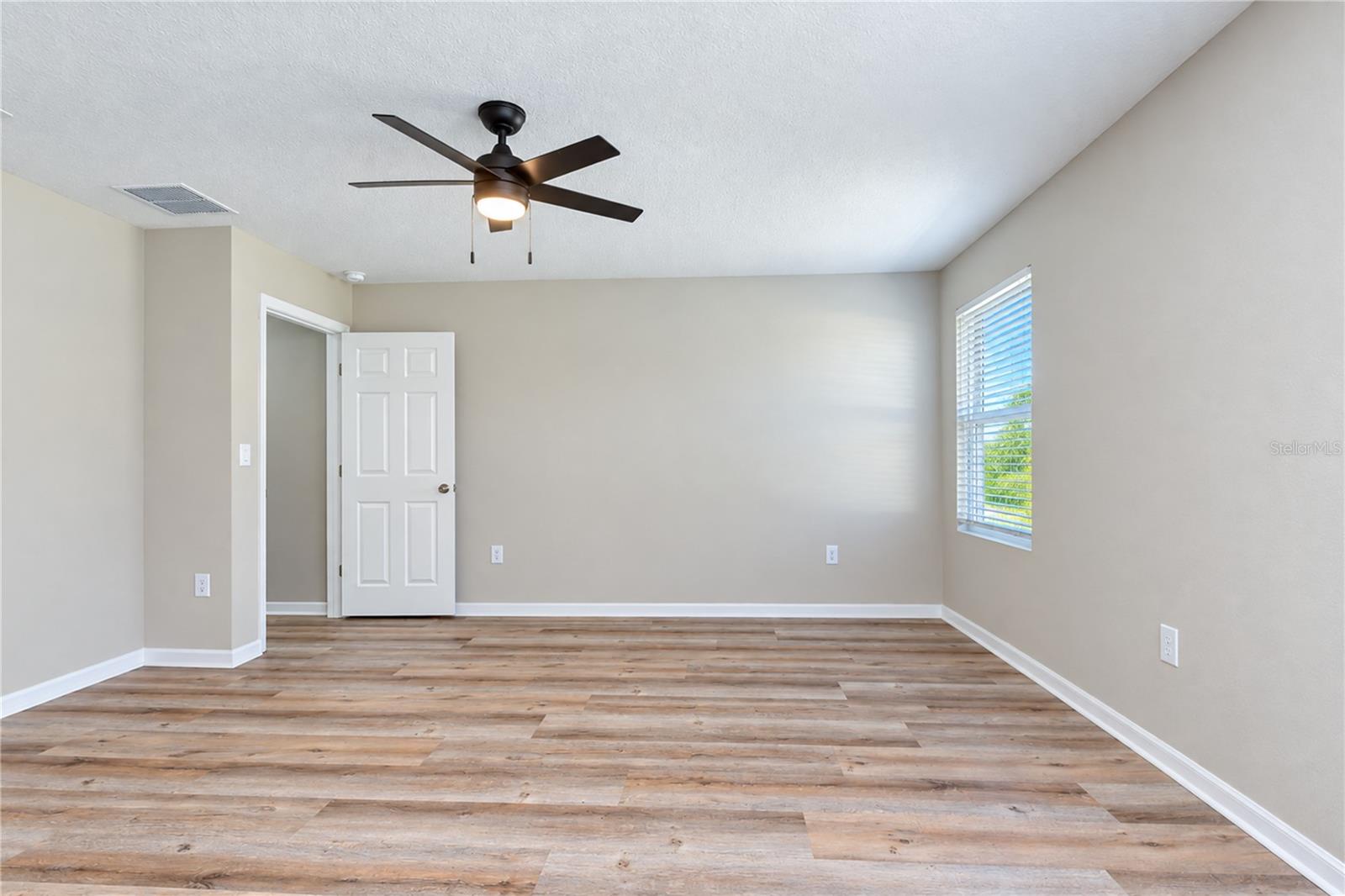 11484 BROOK EDGE AVE — photo 16