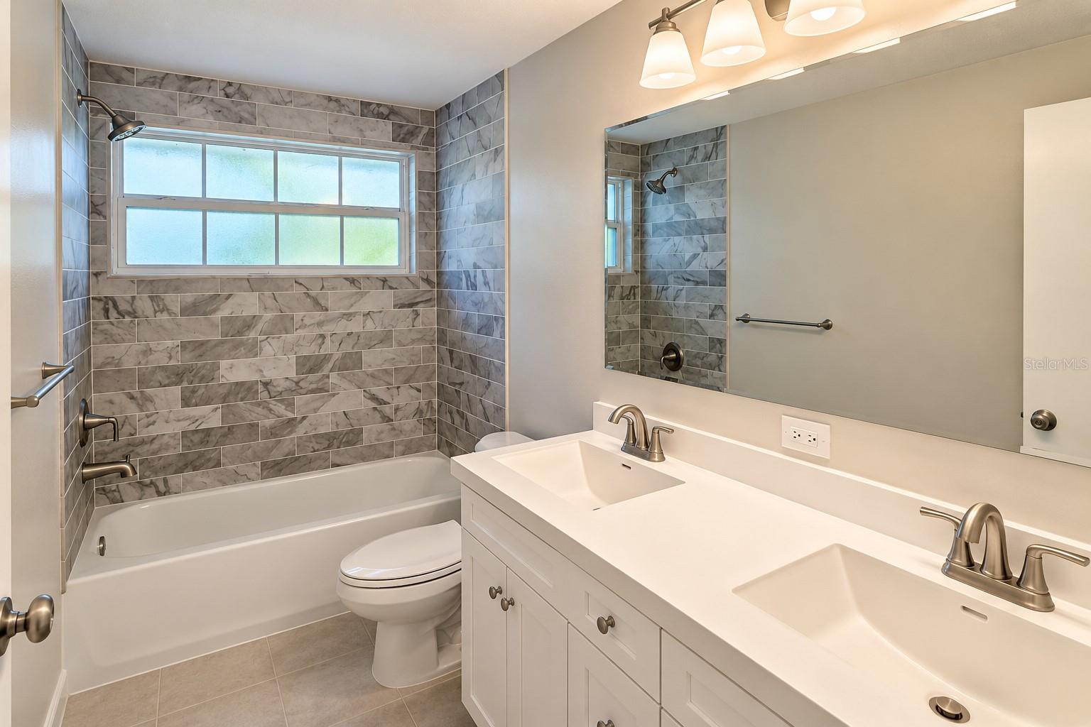 6631 GLADES WAY — photo 11