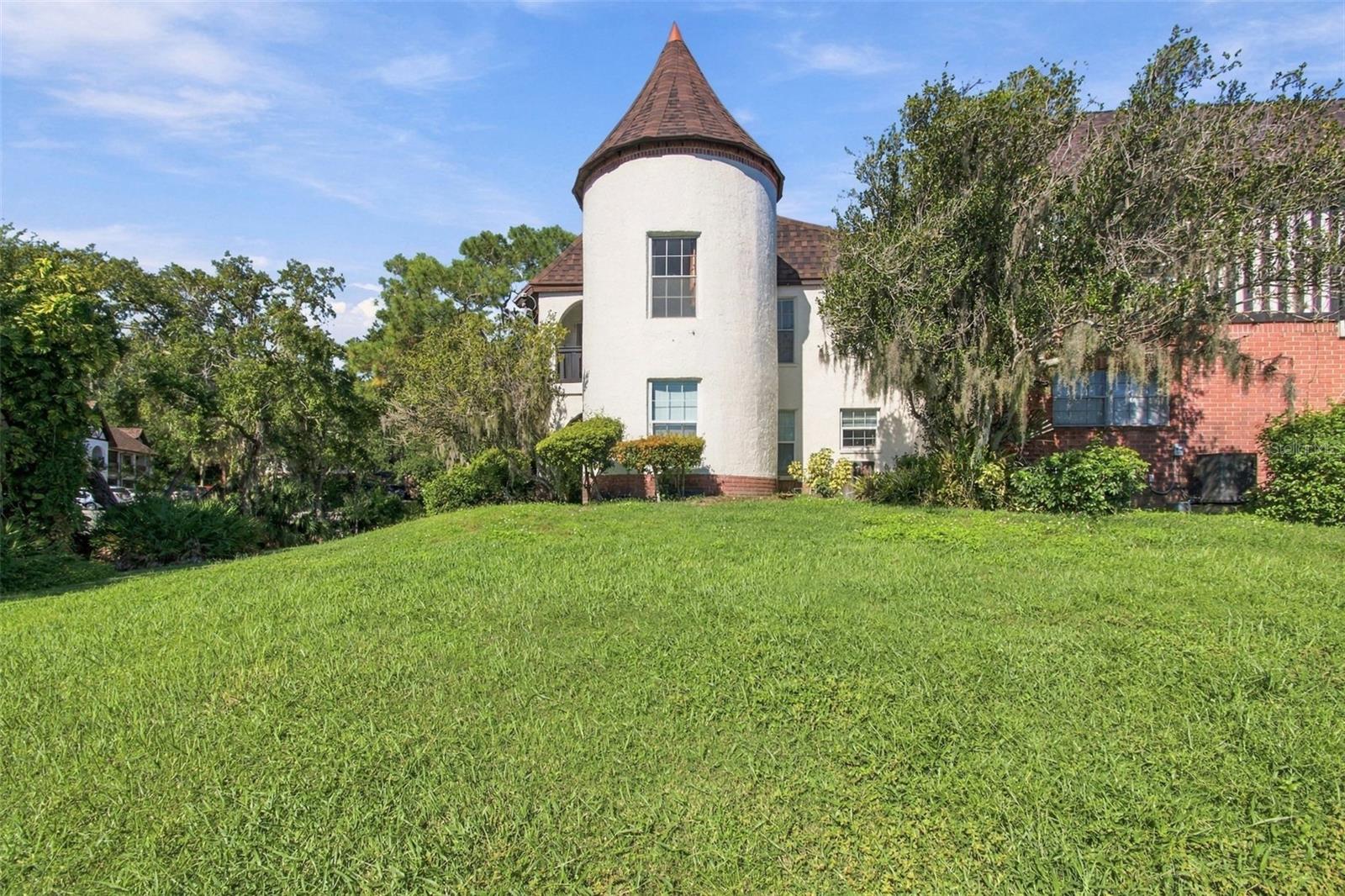210 N BAYSHORE BLVD #207 — photo 97