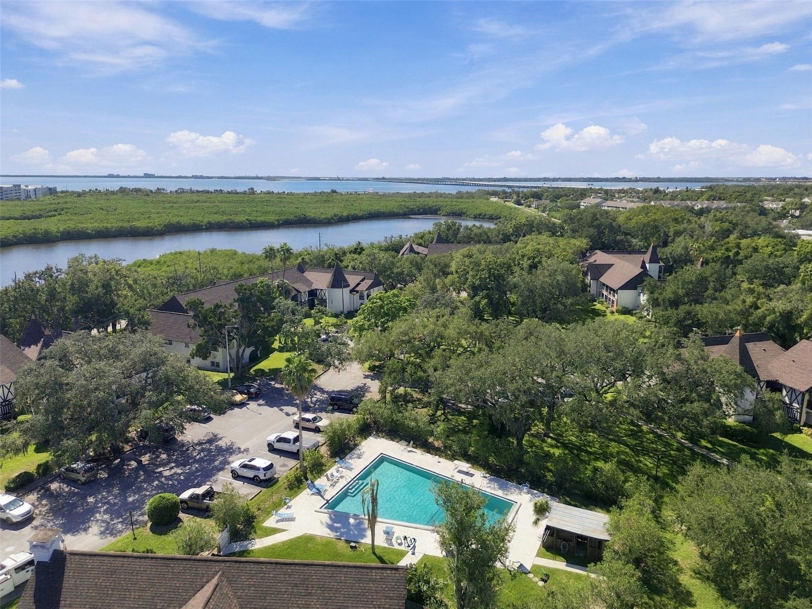 210 N BAYSHORE BLVD #207 — photo 96