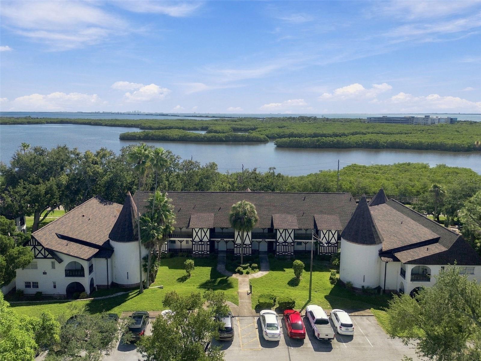 210 N BAYSHORE BLVD #207 — photo 76