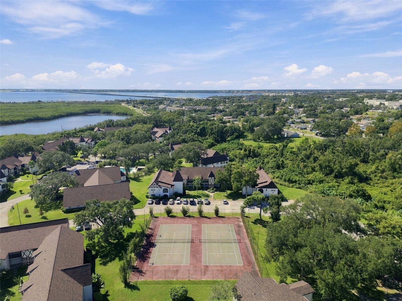 210 N BAYSHORE BLVD #207 — photo 95
