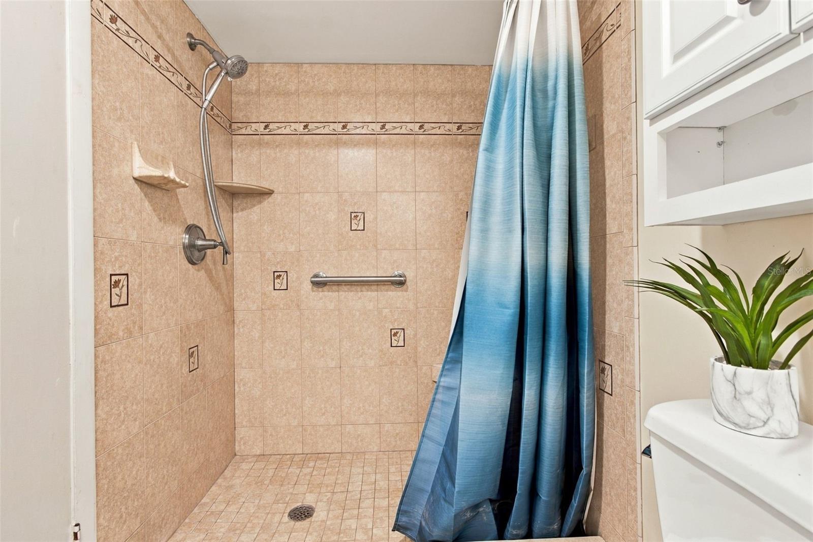 210 N BAYSHORE BLVD #207 — photo 39
