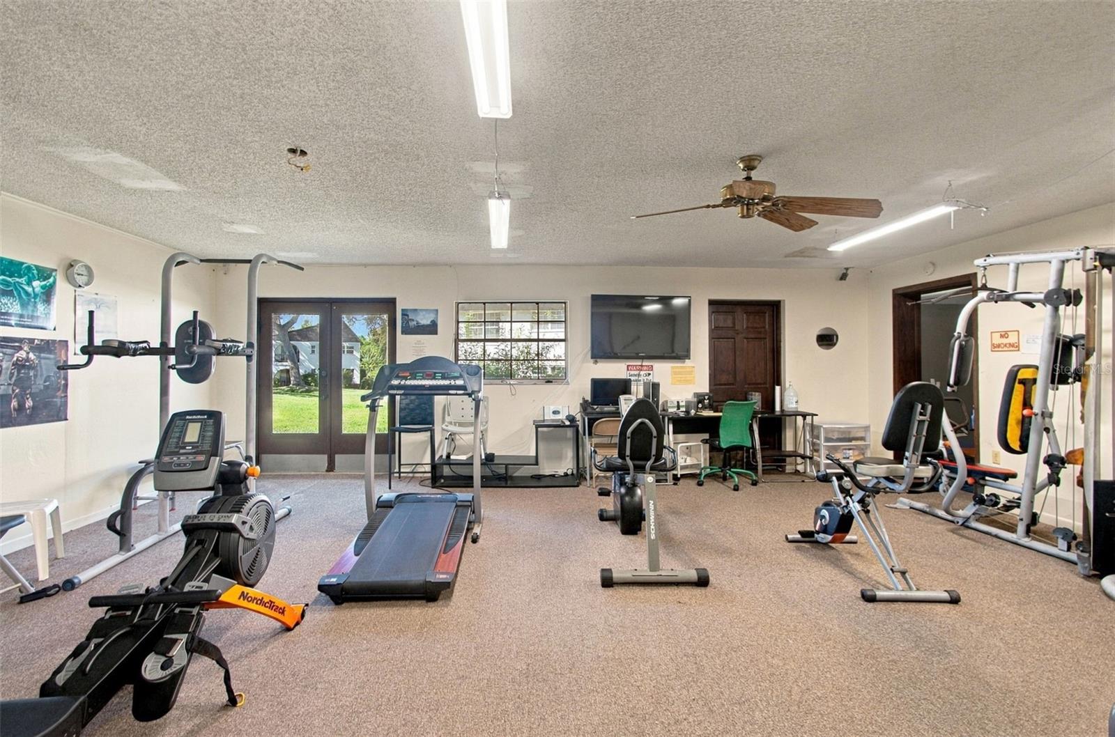 210 N BAYSHORE BLVD #207 — photo 58