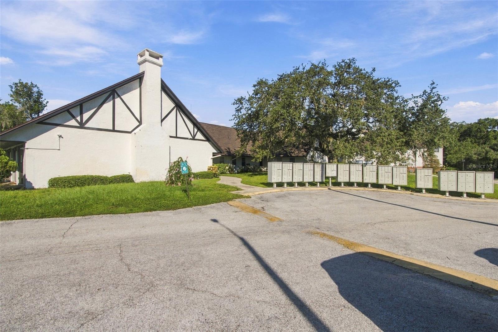 210 N BAYSHORE BLVD #207 — photo 50