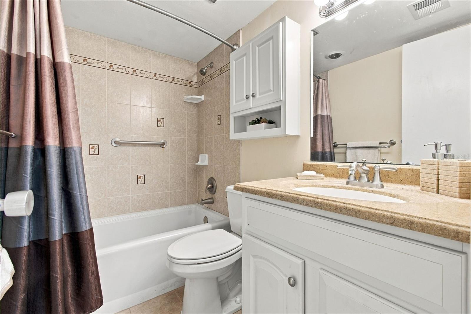210 N BAYSHORE BLVD #207 — photo 34