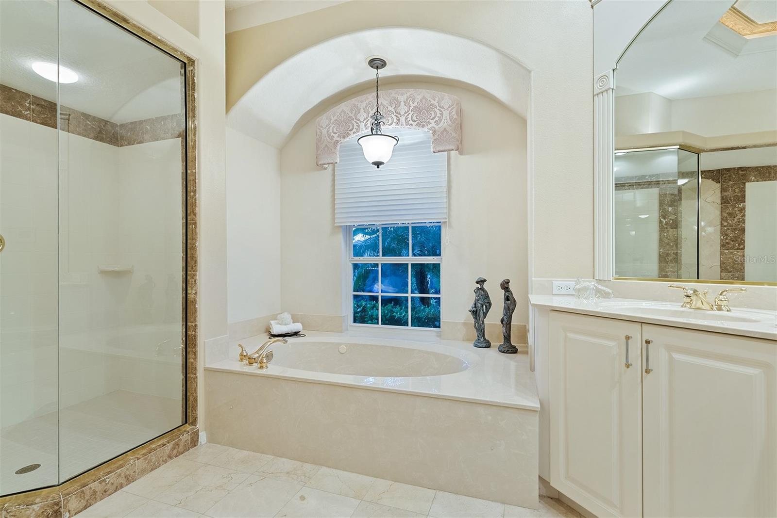 7311 WESTMINSTER CT — photo 36
