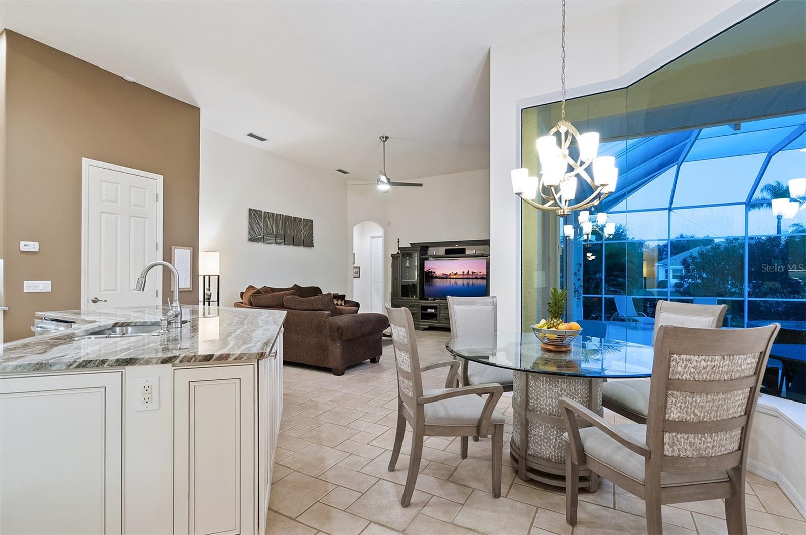 7311 WESTMINSTER CT — photo 14