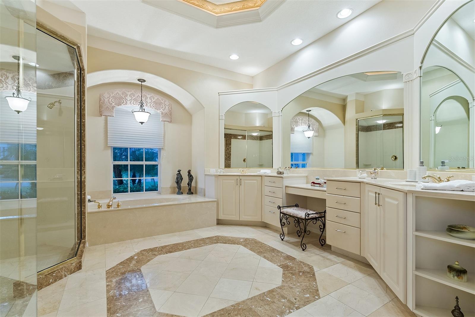 7311 WESTMINSTER CT — photo 35
