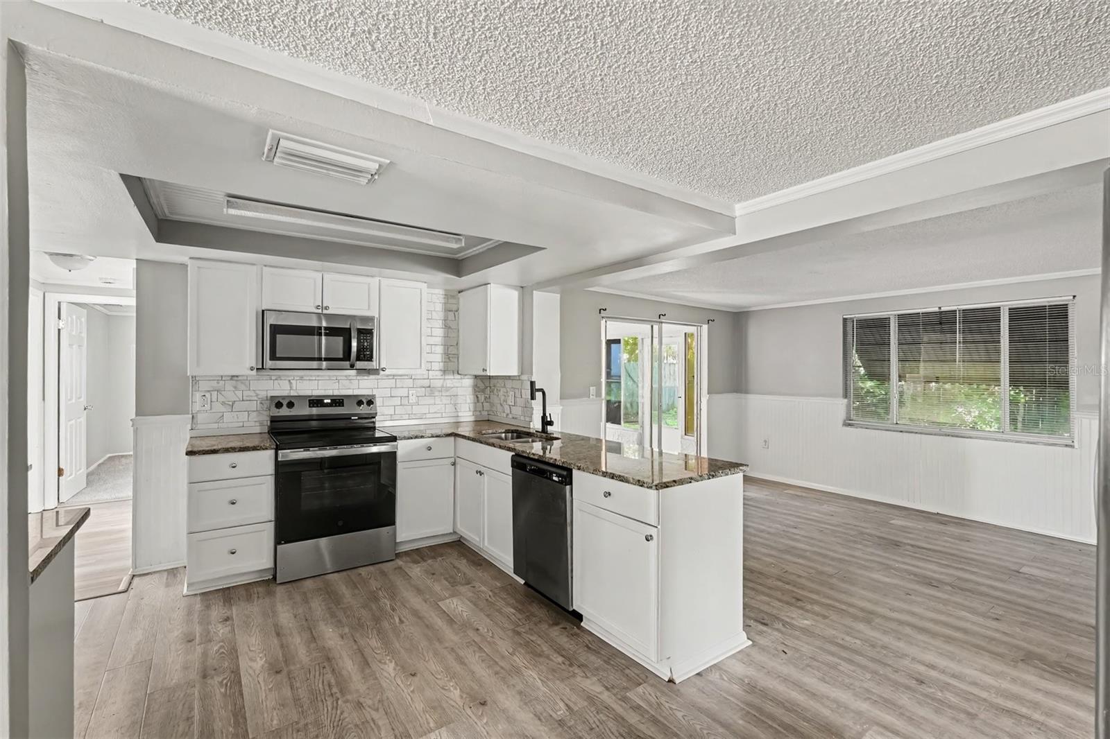 8635 SABAL WAY — photo 5