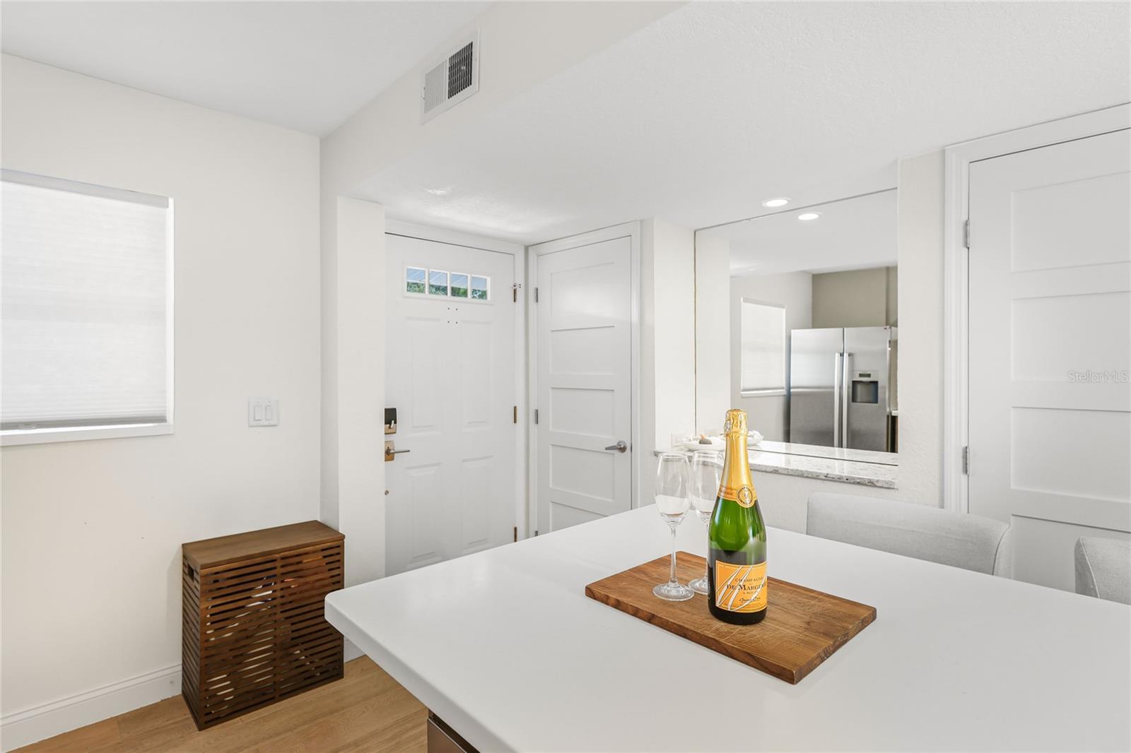 936 LA COSTA CIR #10 — photo 4