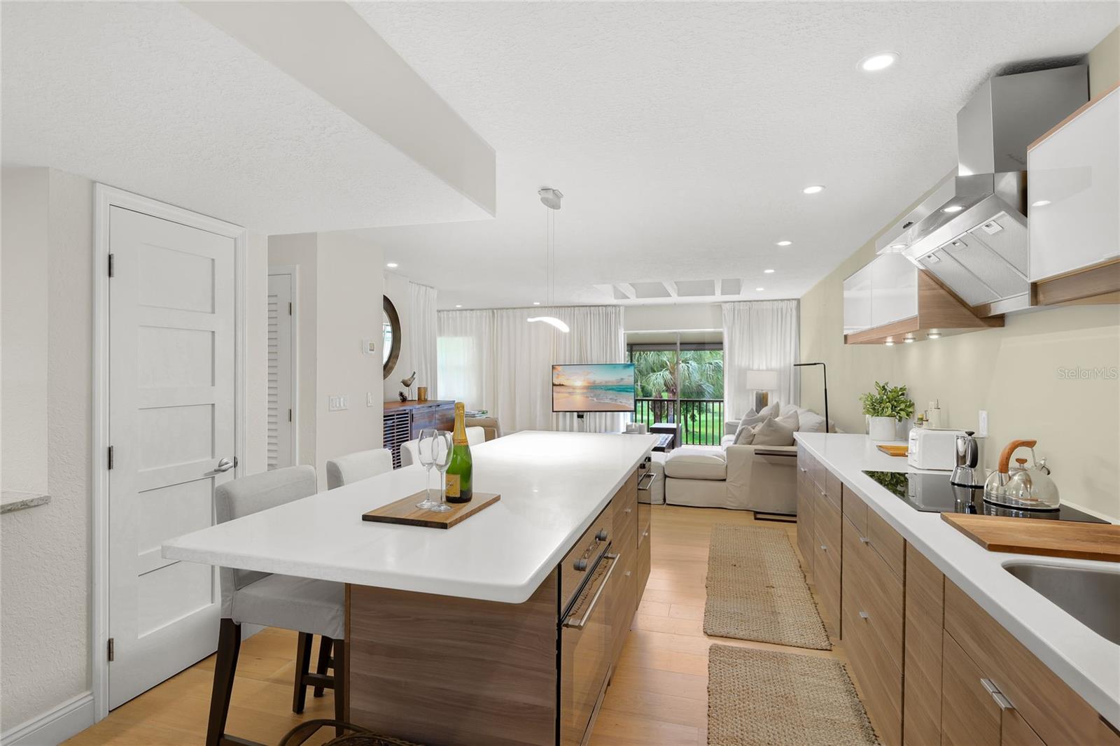 936 LA COSTA CIR #10 — photo 6