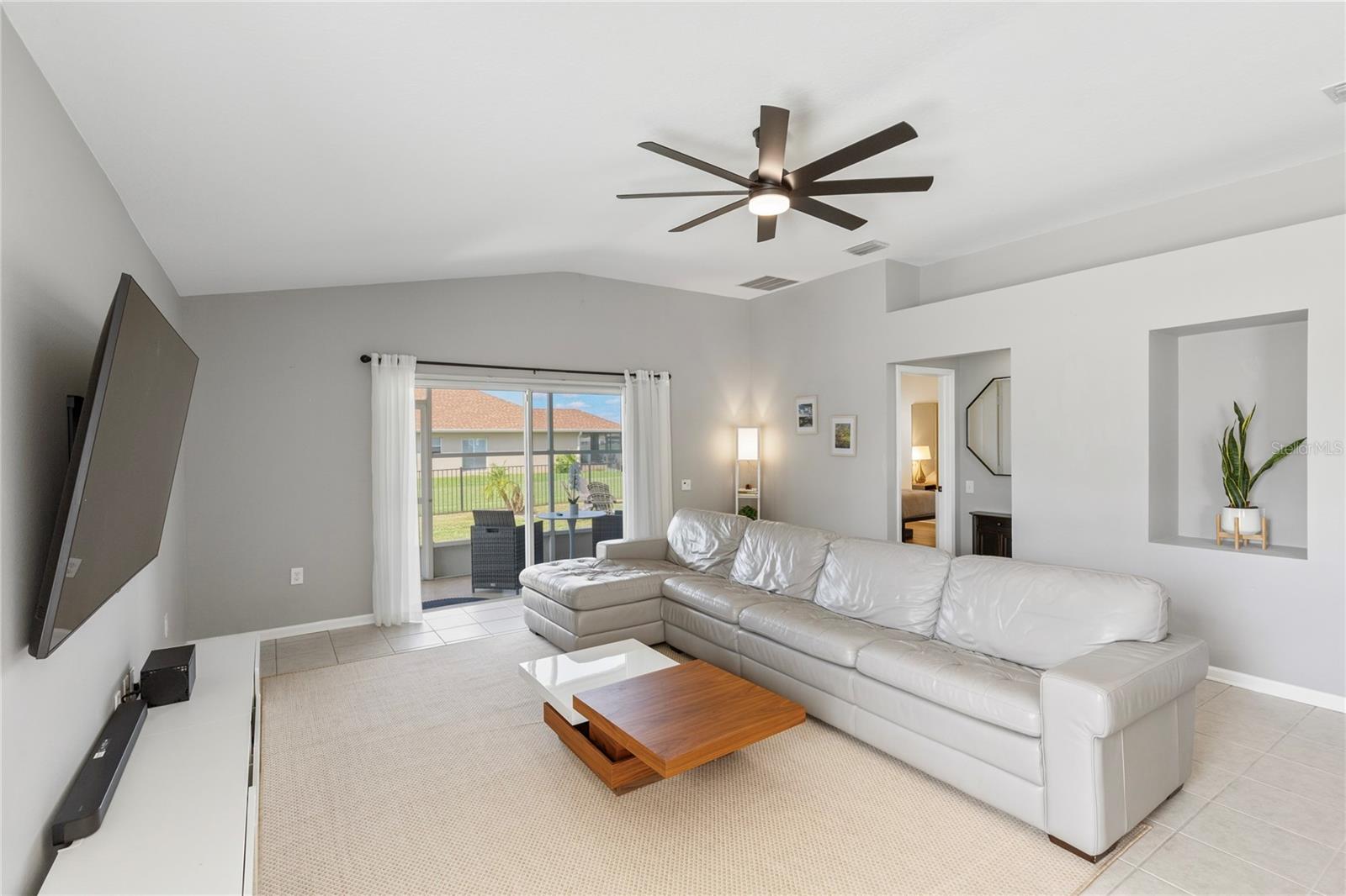 7619 CRESCENT PALM DR — photo 14