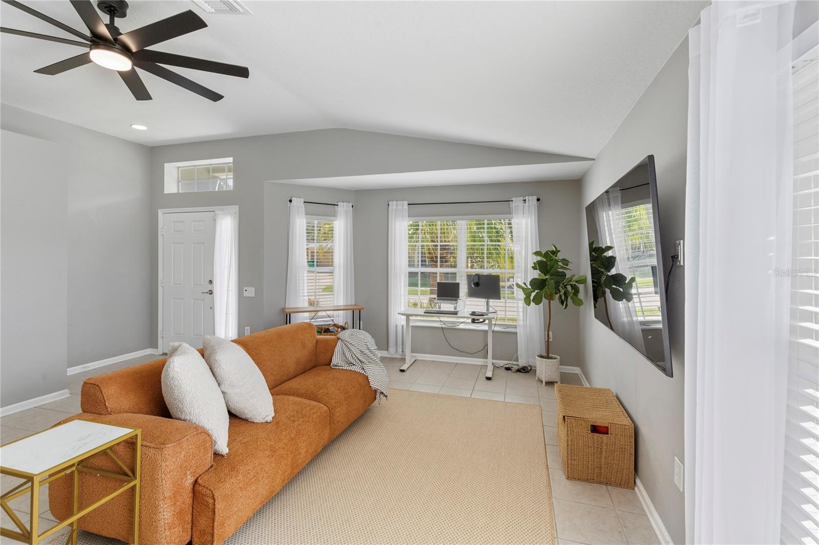 7619 CRESCENT PALM DR — photo 27