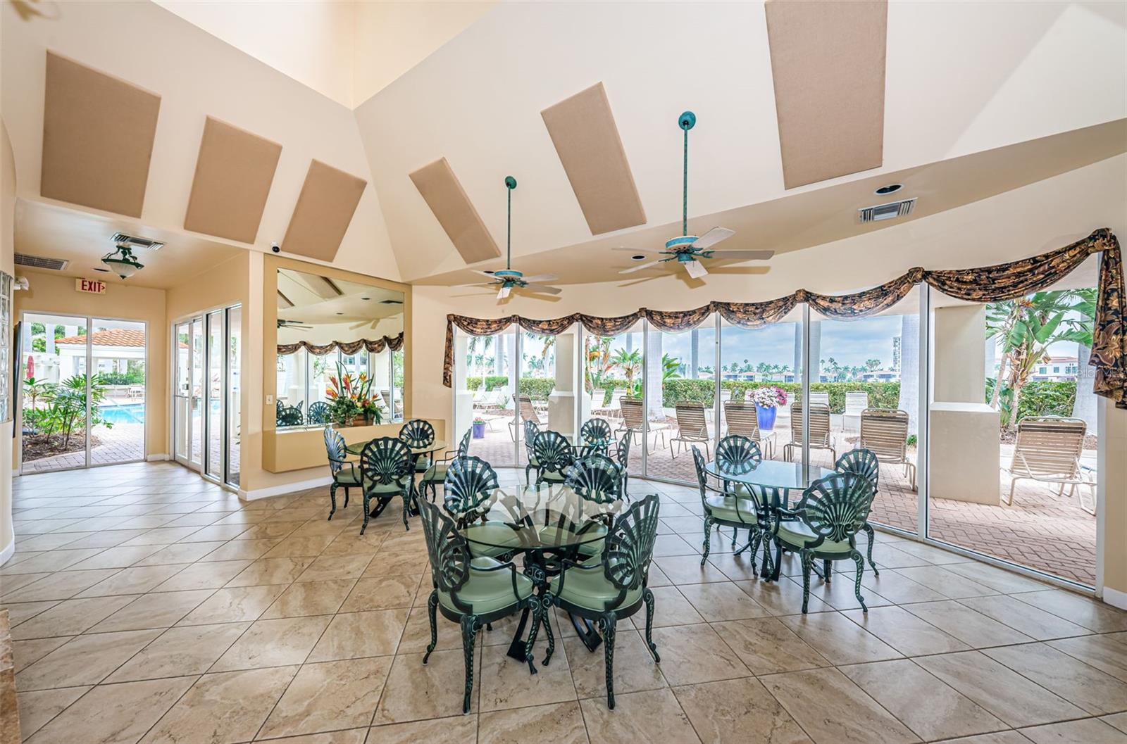 6083 BAHIA DEL MAR CIR #362 — photo 46