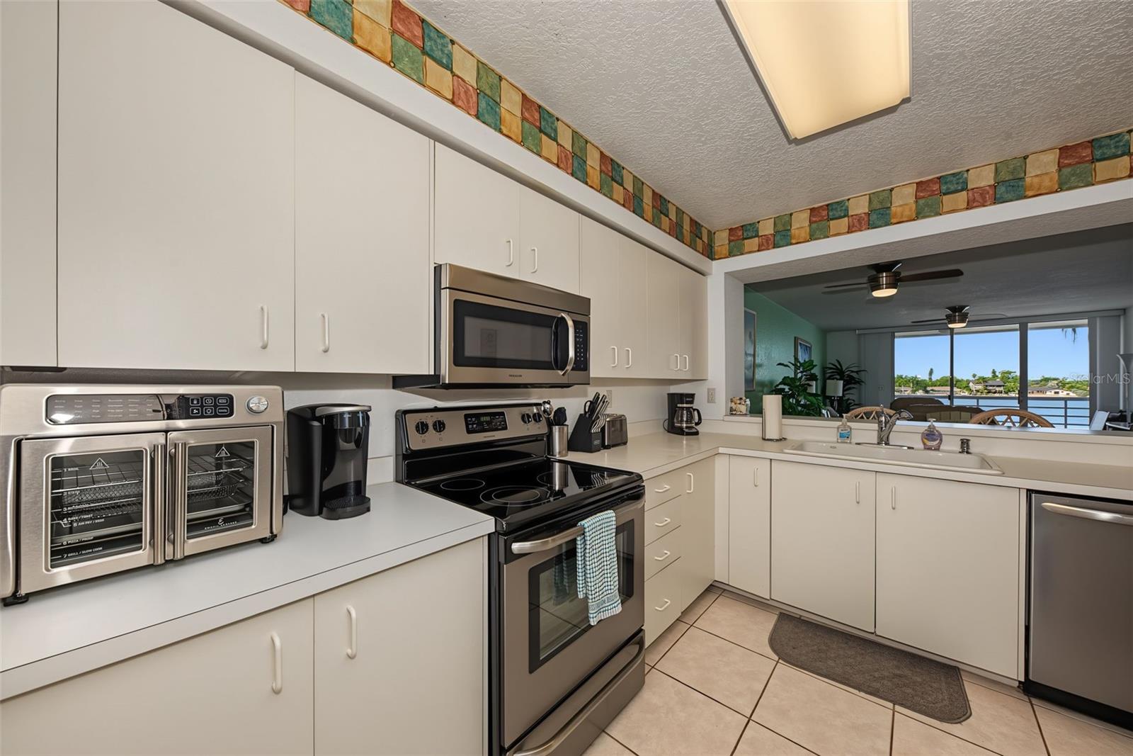6083 BAHIA DEL MAR CIR #362 — photo 8
