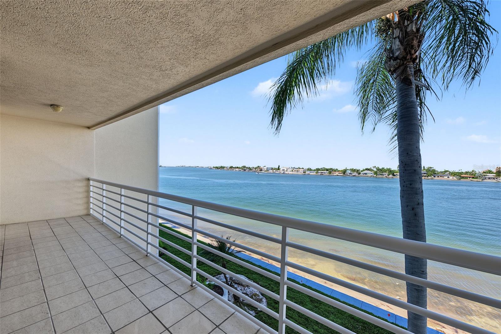 6083 BAHIA DEL MAR CIR #362 — photo 27