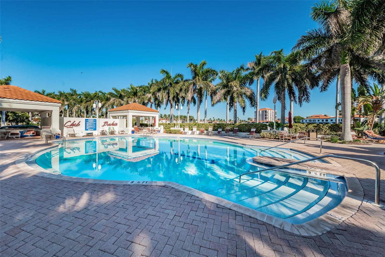 6083 BAHIA DEL MAR CIR #362 — photo 35
