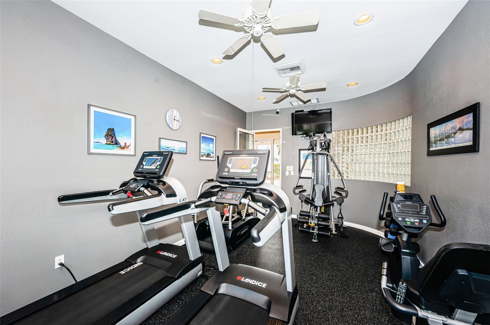6083 BAHIA DEL MAR CIR #362 — photo 39