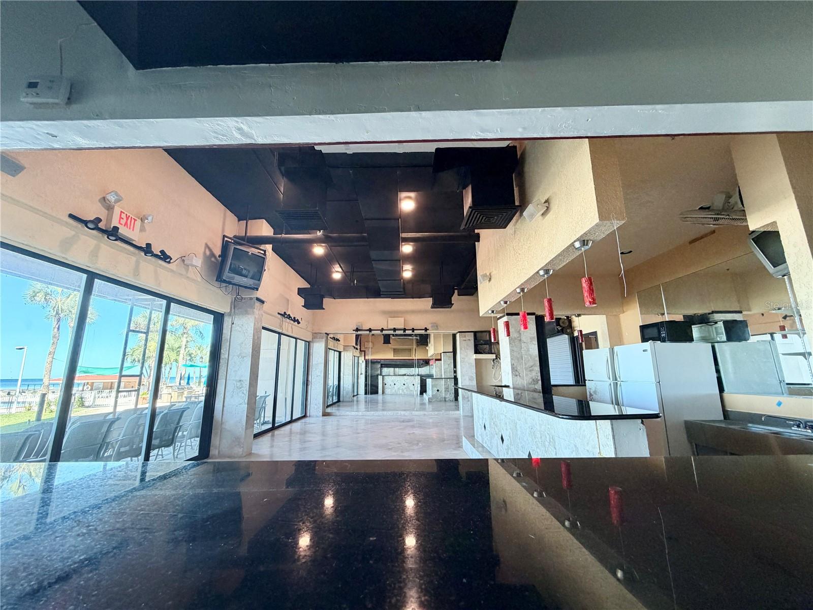 880 MANDALAY AVE #CU2 — photo 10