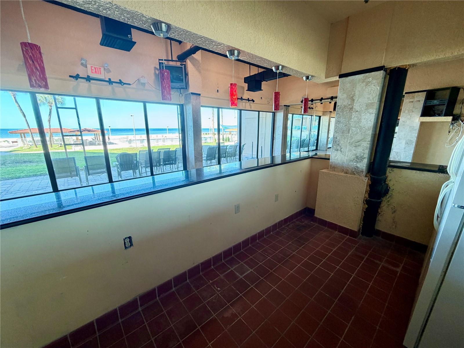880 MANDALAY AVE #CU2 — photo 14