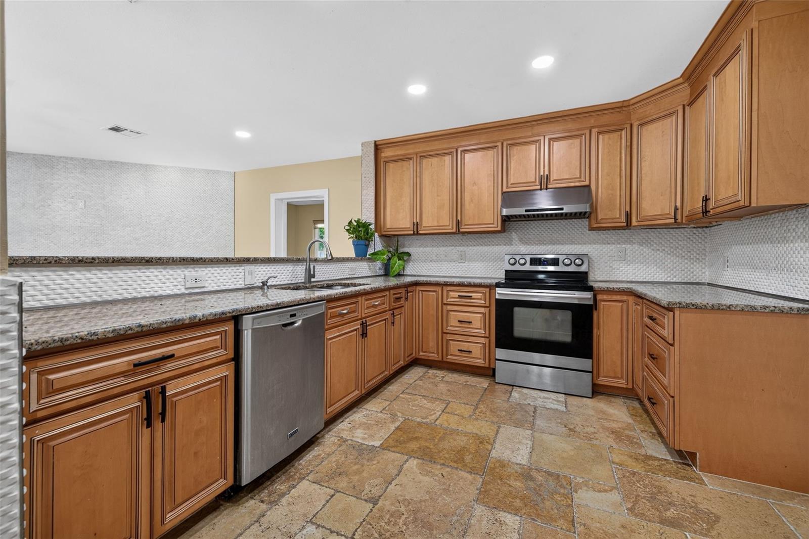 1115 WOODSIDE AVE — photo 6