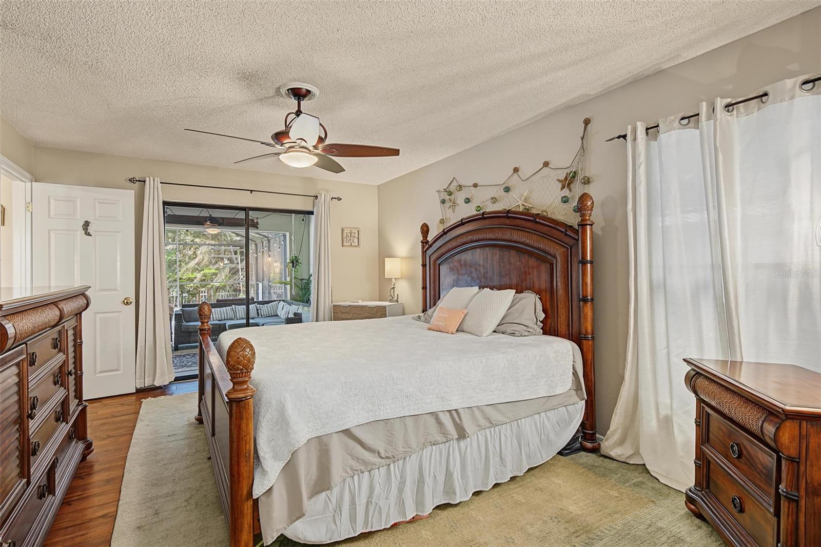 3024 PINEVIEW DR — photo 20