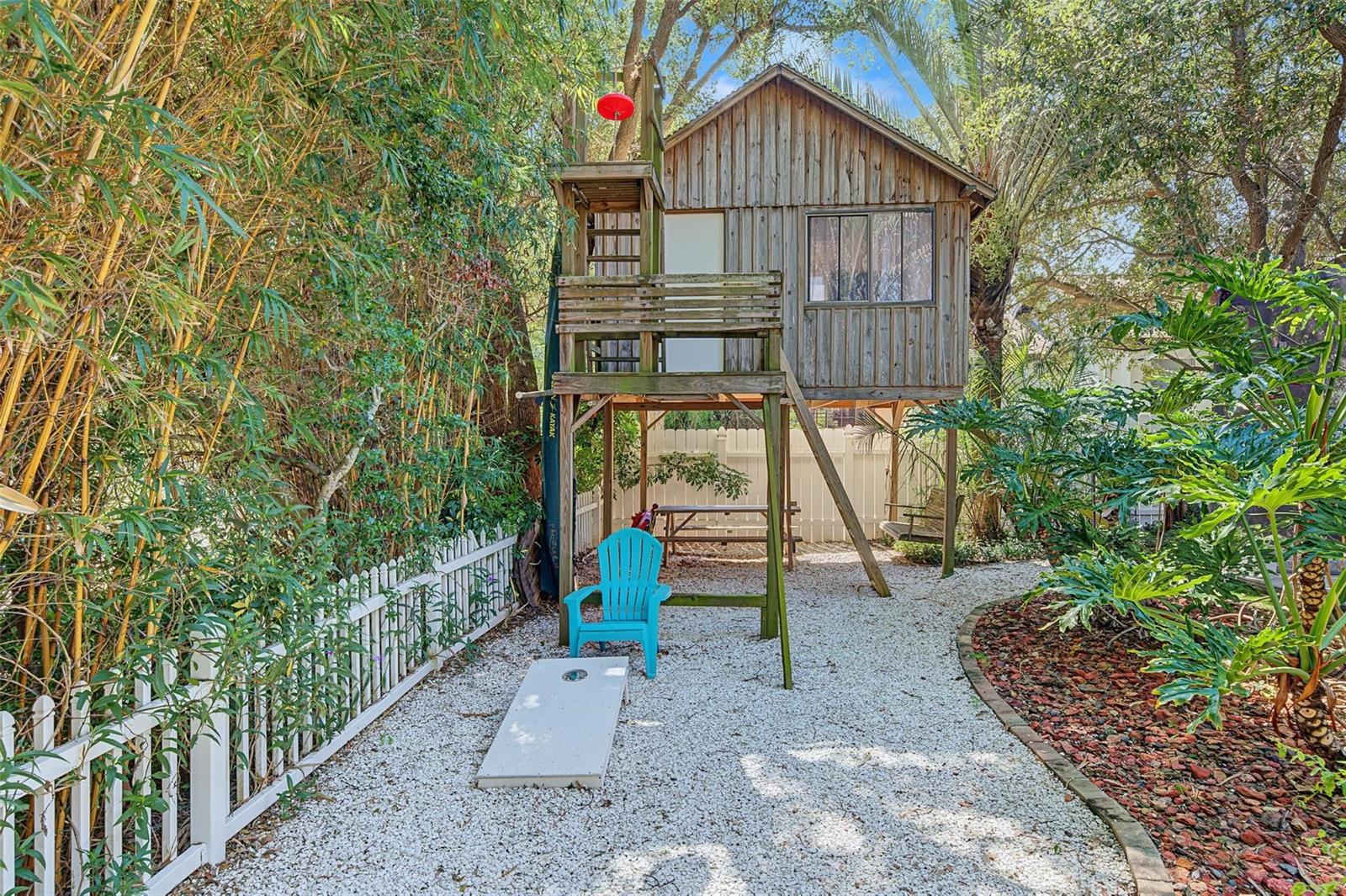 3024 PINEVIEW DR — photo 38