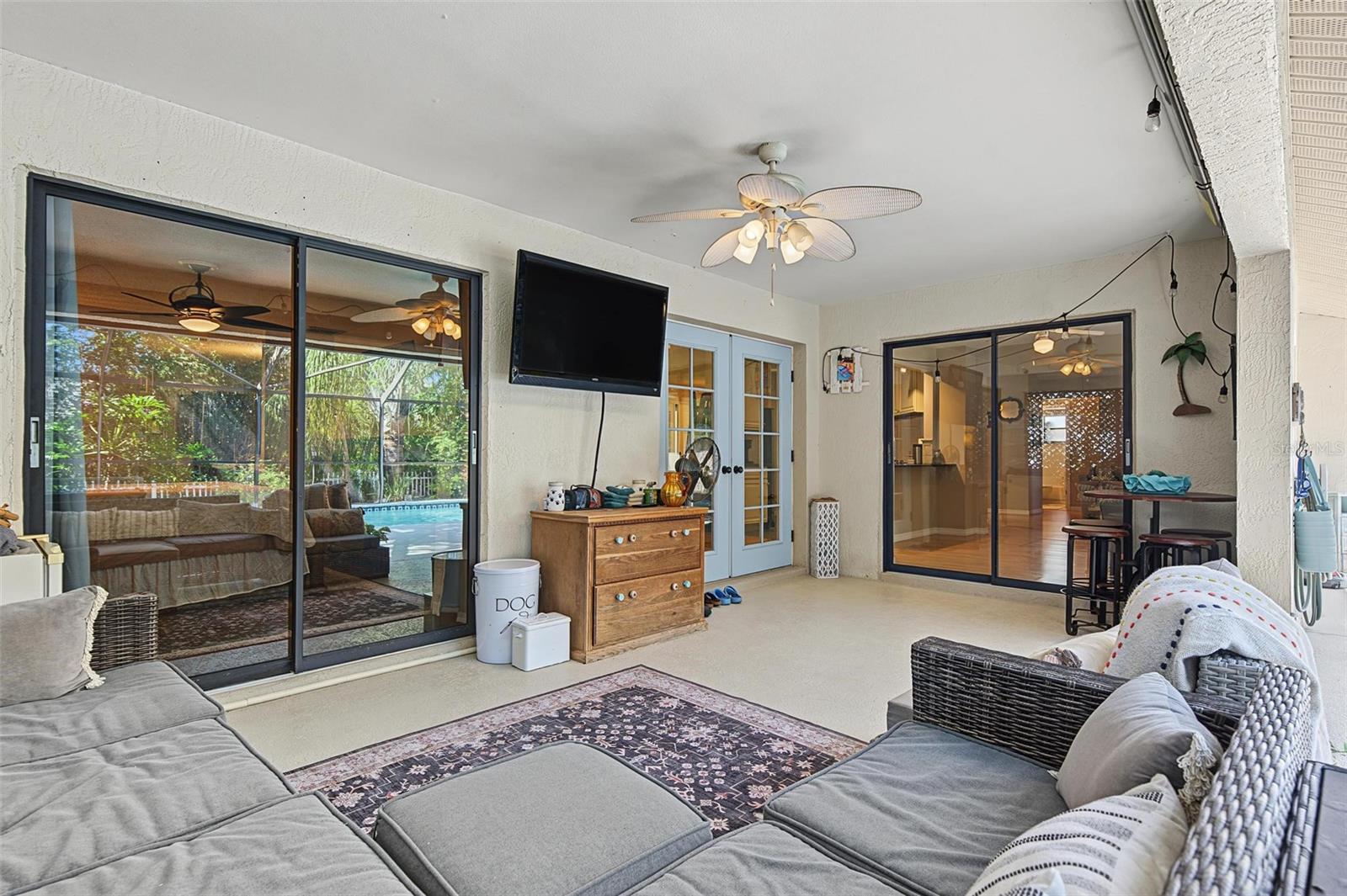 3024 PINEVIEW DR — photo 28
