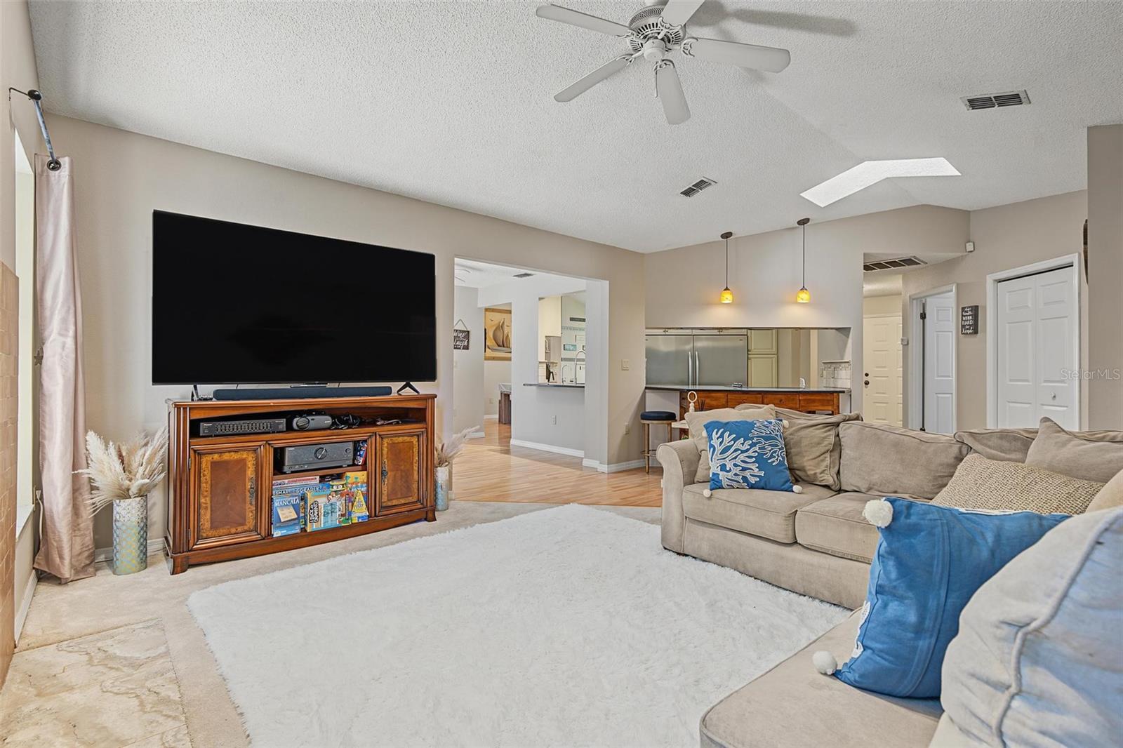 3024 PINEVIEW DR — photo 14