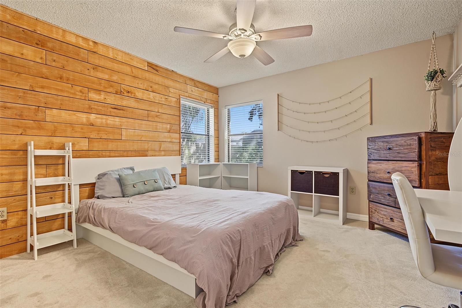 3024 PINEVIEW DR — photo 23