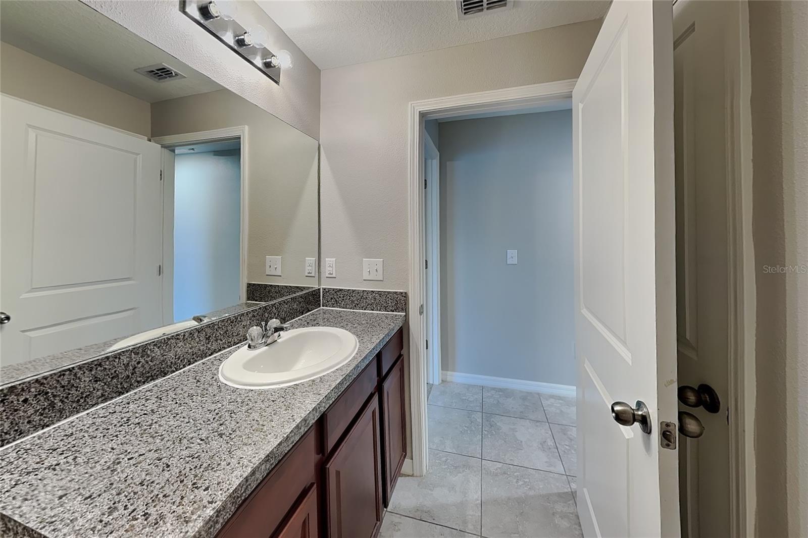 Home in WIMAUMA — photo 15