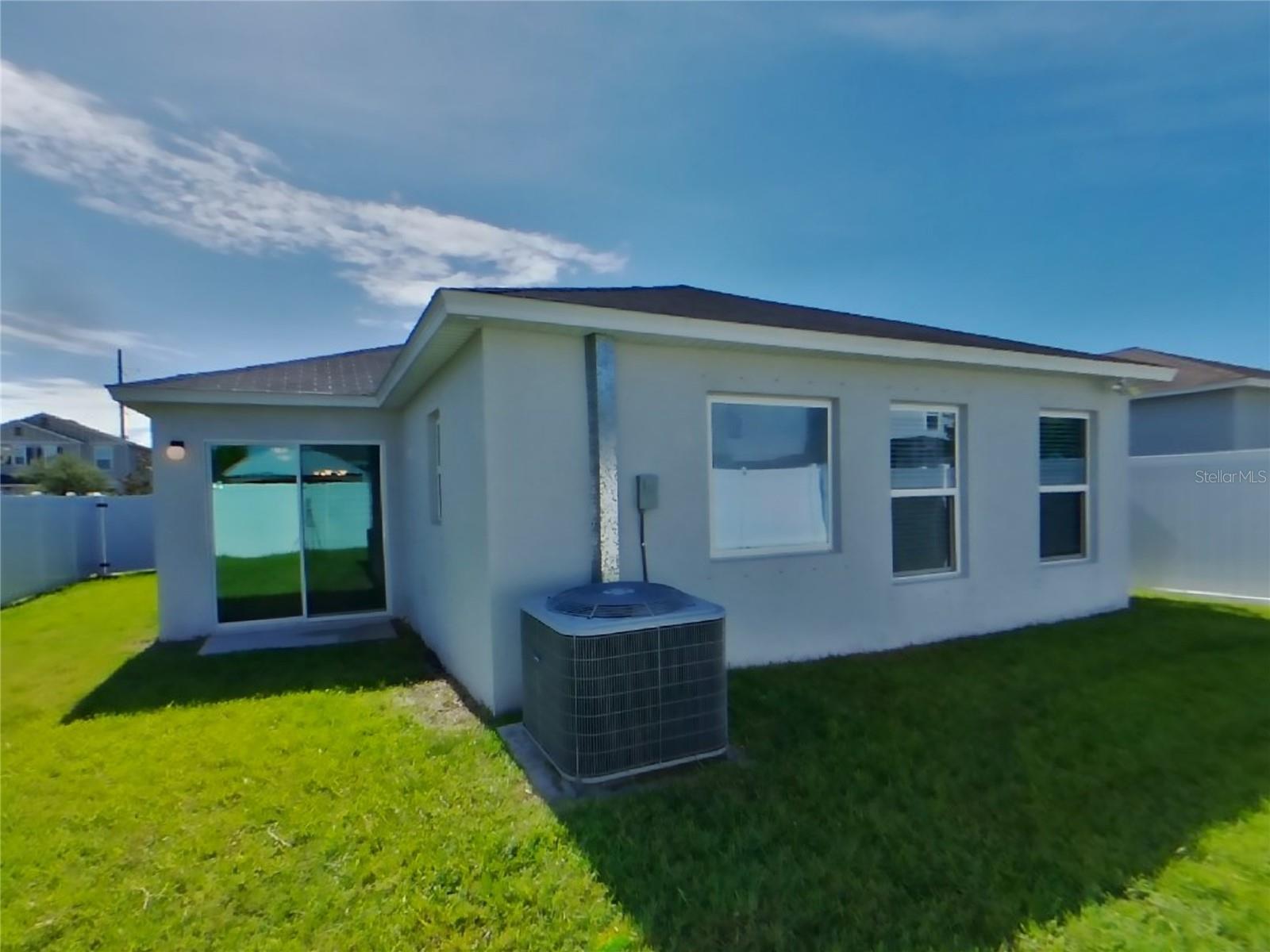 Home in GIBSONTON — photo 15