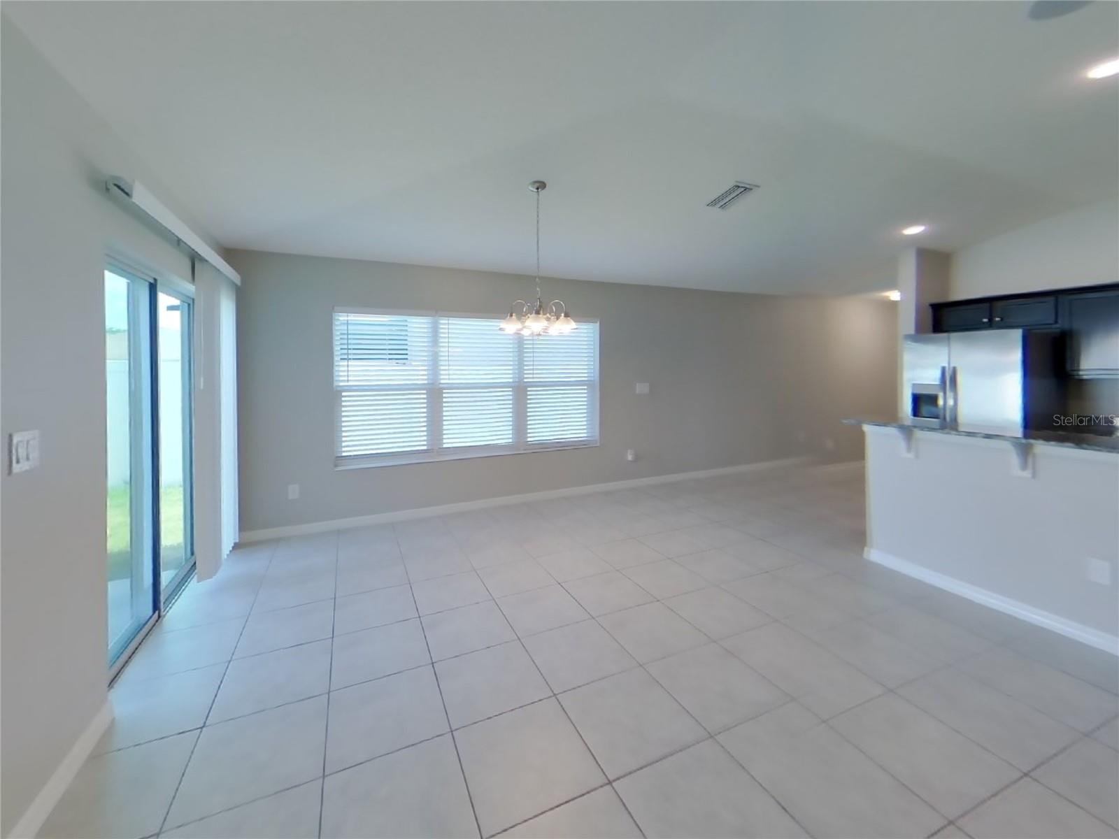 Home in GIBSONTON — photo 3