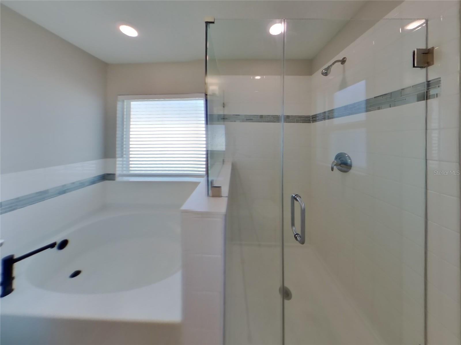 Home in GIBSONTON — photo 7