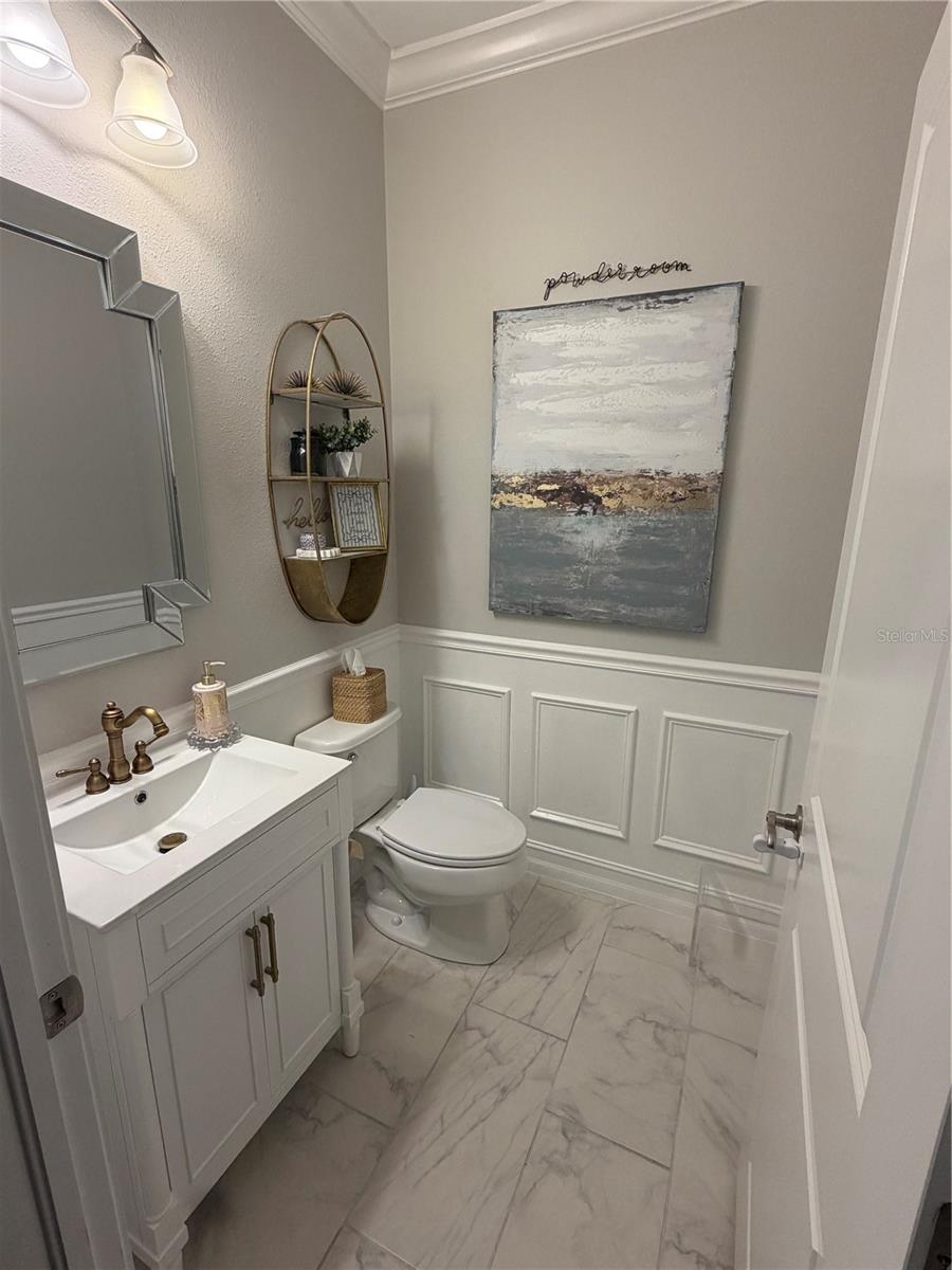 8010 RED ORCHARD CT — photo 18