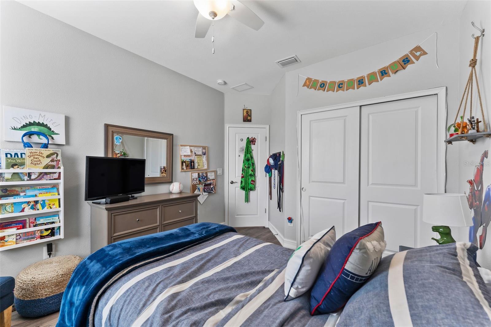 8010 RED ORCHARD CT — photo 31