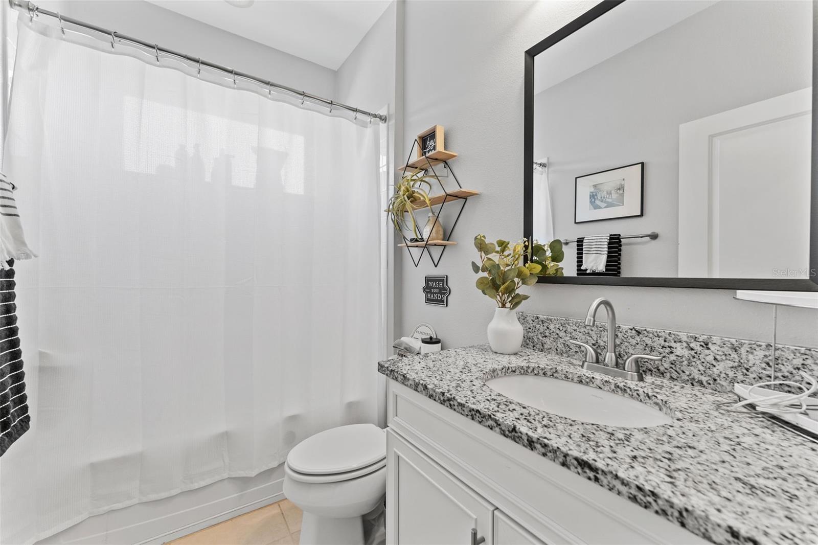 8010 RED ORCHARD CT — photo 32