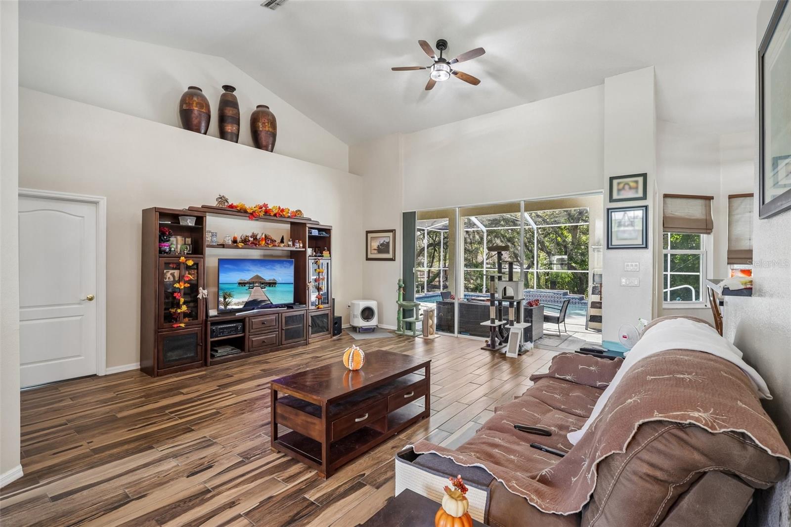 18933 BLACK GUM CT — photo 3