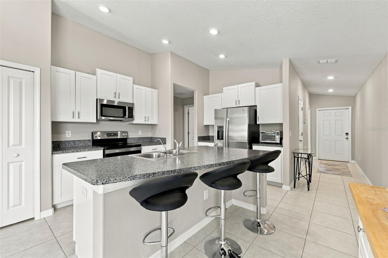 3731 GOLDEN SHINER LN — photo 5