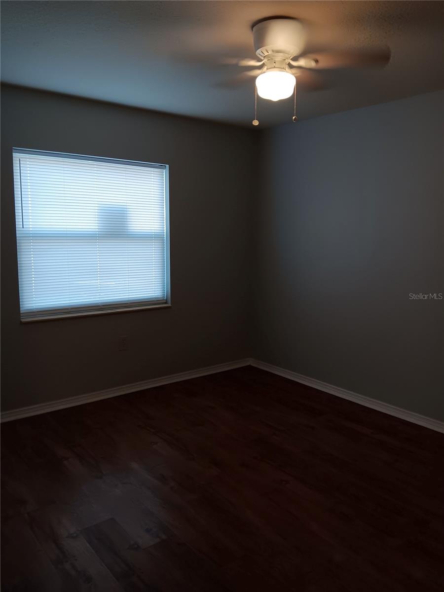 1909 GOLDEN GLADE CT #201 — photo 10