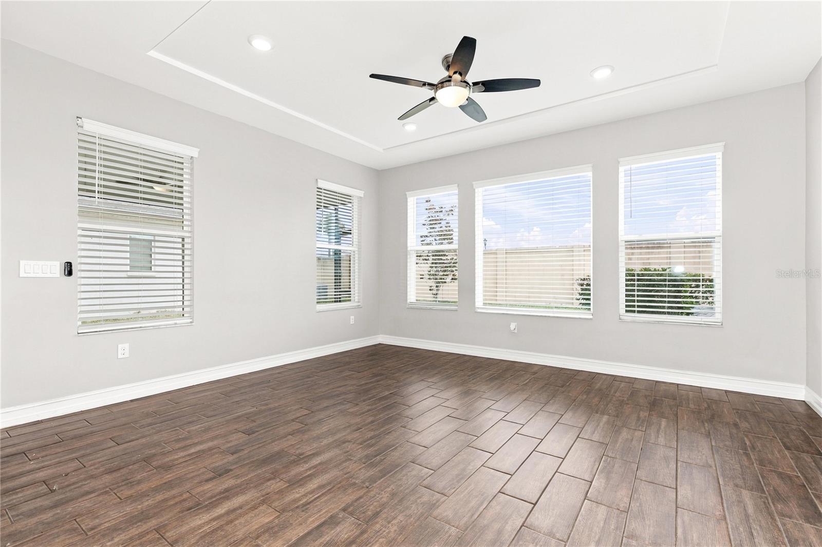 4694 TRAMANTO LN — photo 6