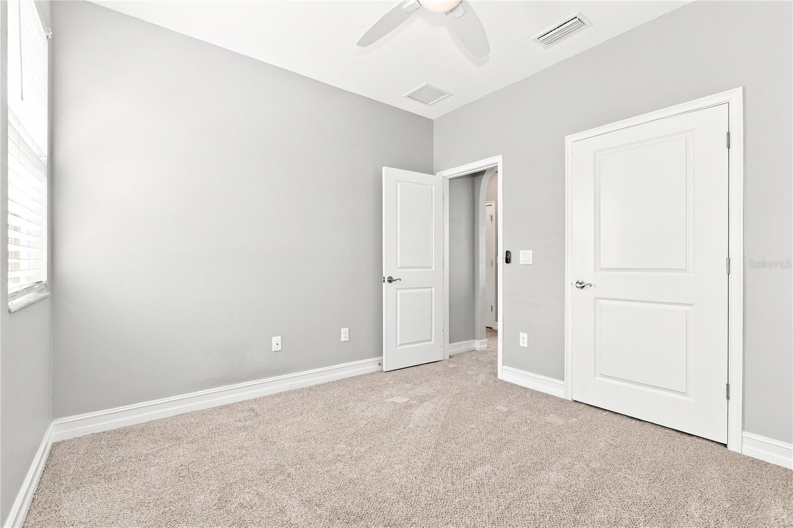 4694 TRAMANTO LN — photo 33