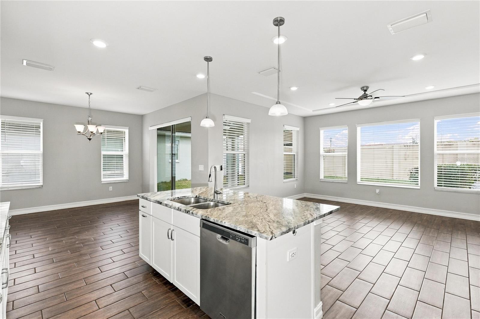 4694 TRAMANTO LN — photo 11