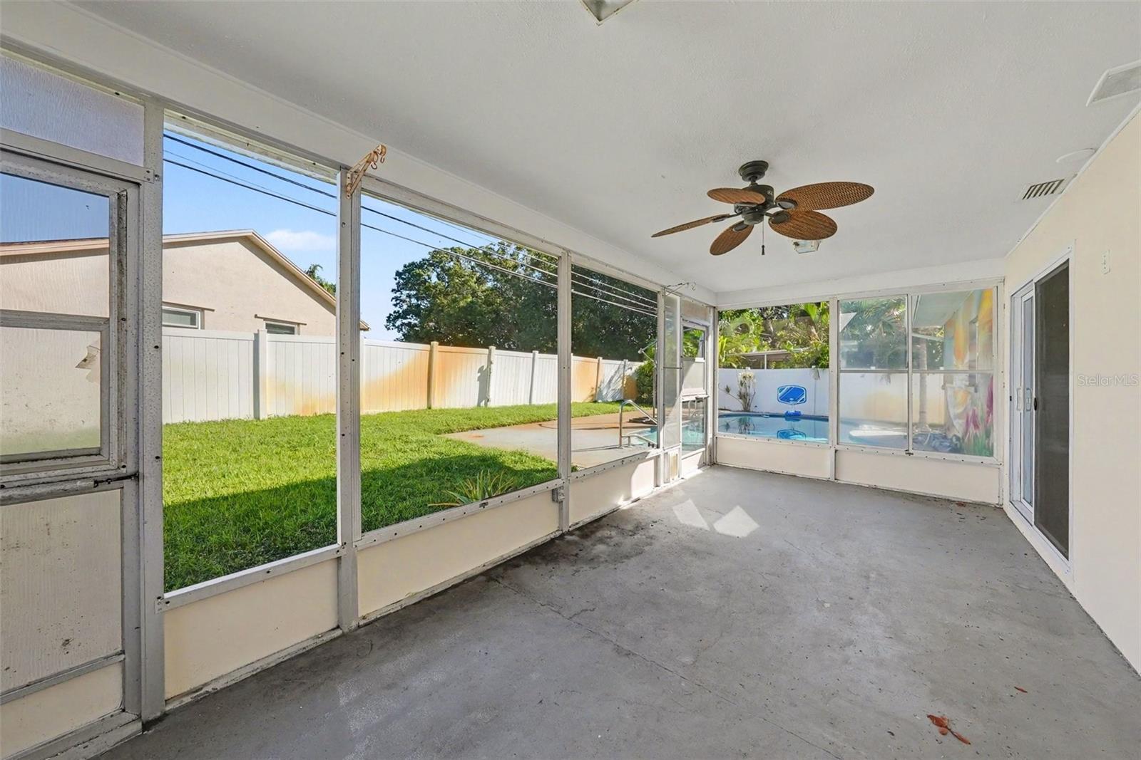 14161 HETRICK CIR N — photo 20