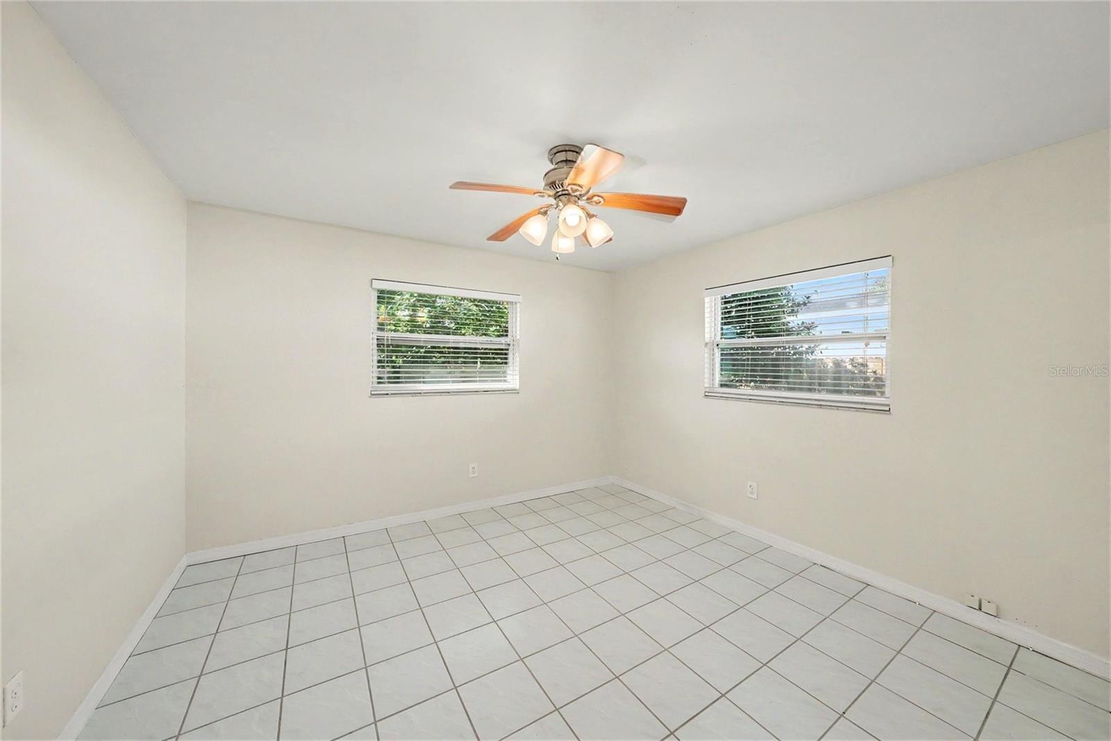 14161 HETRICK CIR N — photo 11