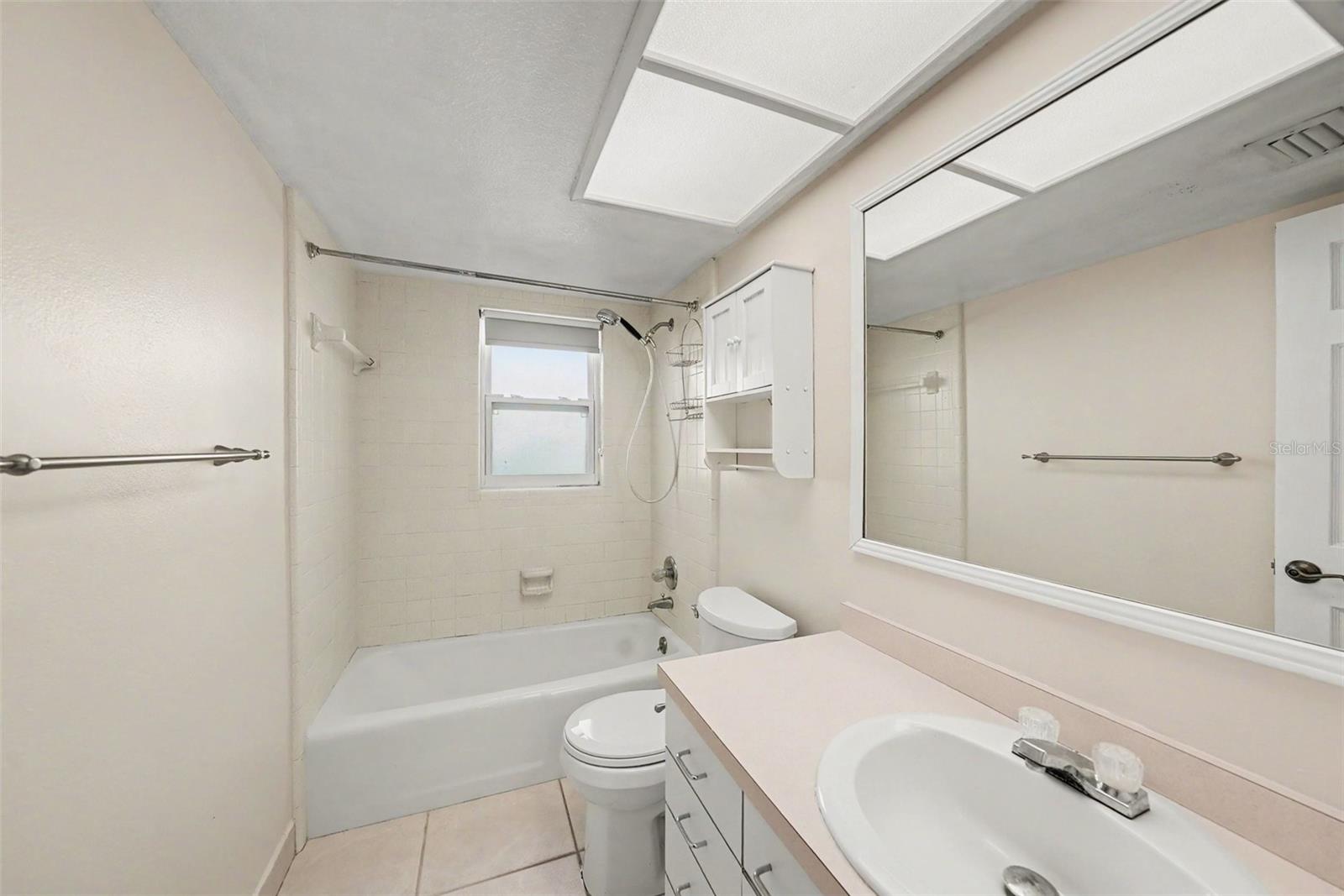 14161 HETRICK CIR N — photo 18