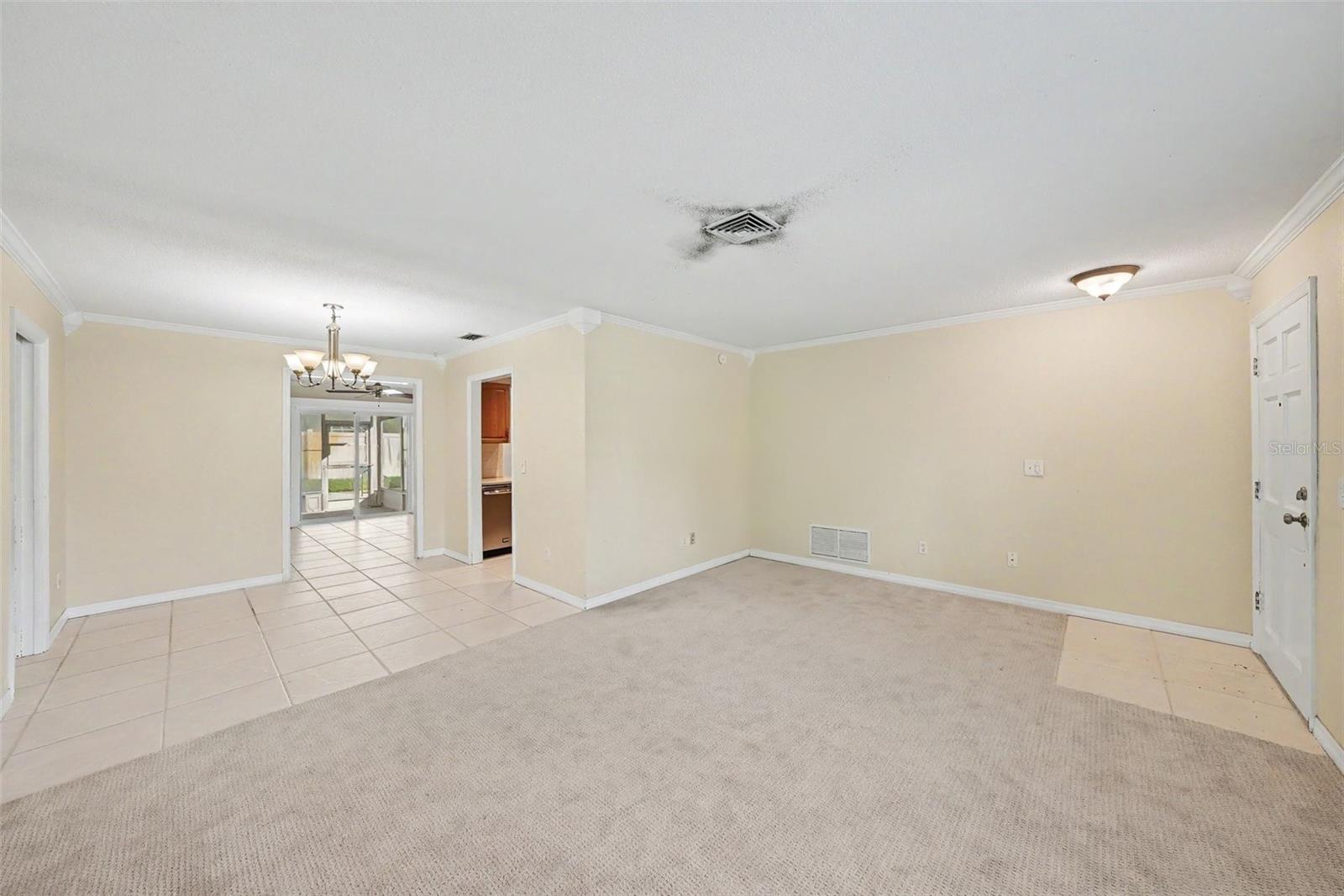 14161 HETRICK CIR N — photo 4