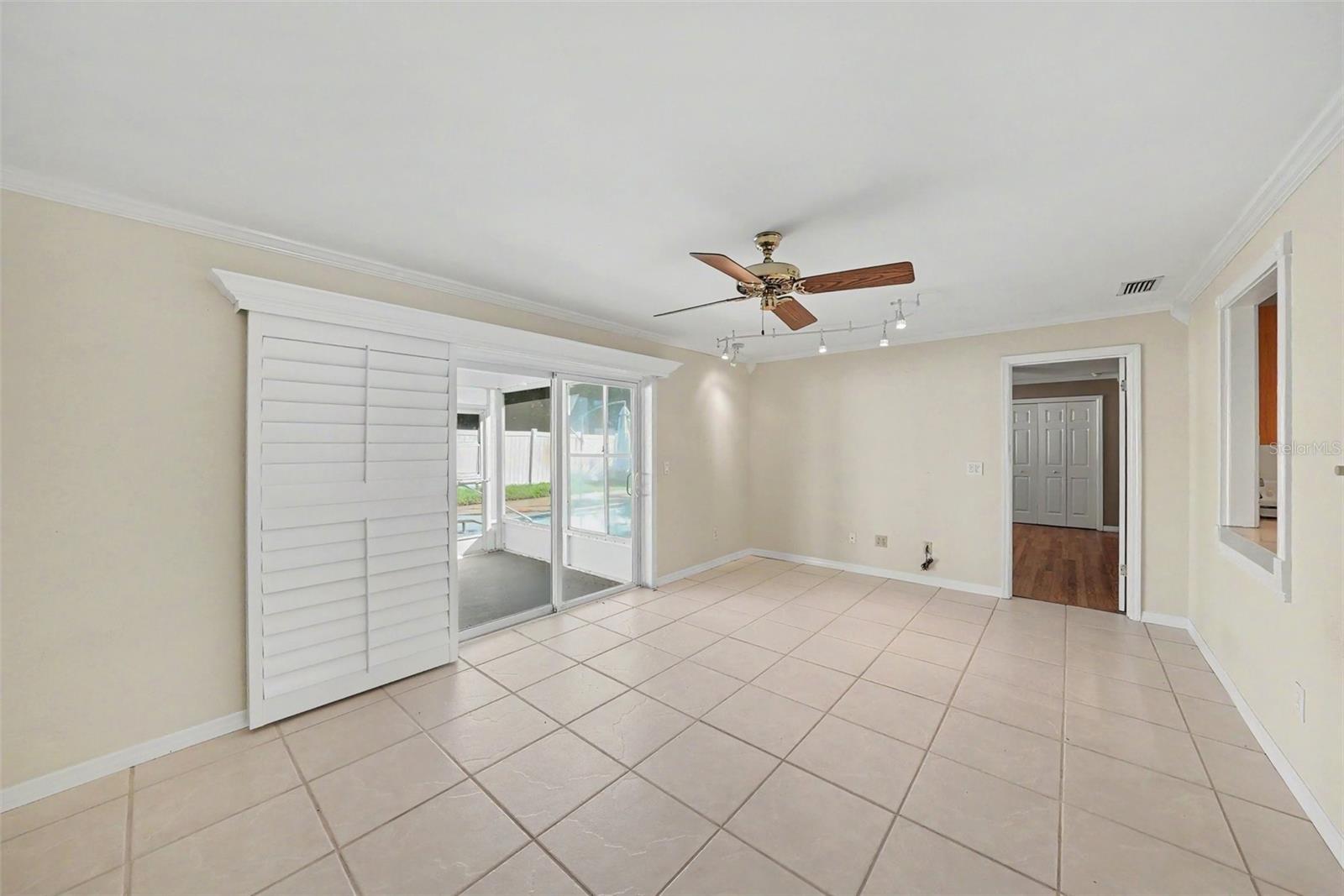 14161 HETRICK CIR N — photo 9