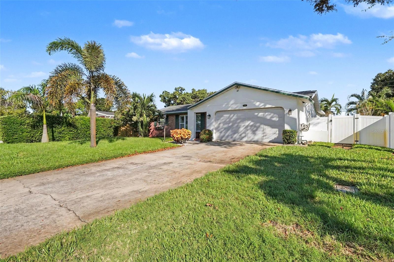 14161 HETRICK CIR N — photo 31